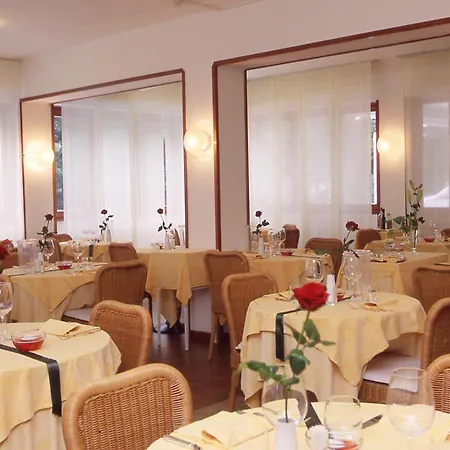 Otel Mar Del Plata 4*