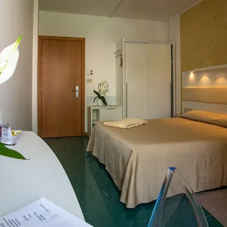 Otel Mar Del Plata 4*