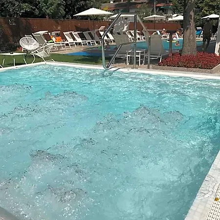 Отель Mar Del Plata Градо